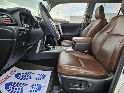 Used 2021 Toyota 4Runner Limited image 7