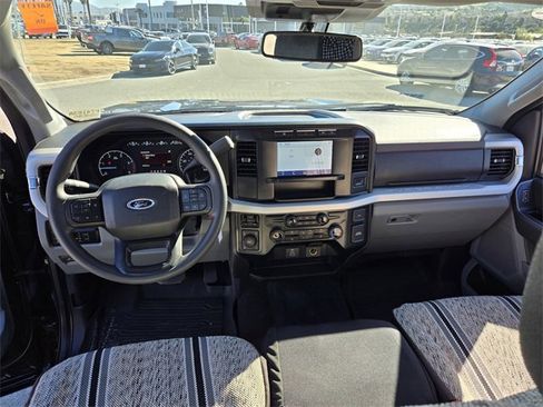 Used 2023 Ford F350 XLT w/ FX4 Off-Road Package image 16