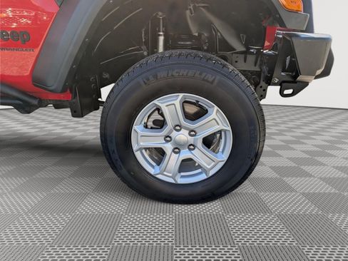 Used 2023 Jeep Wrangler Unlimited Sport AWD/4WD image 9