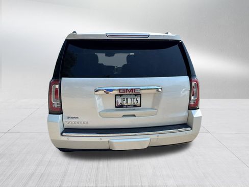 Used 2015 GMC Yukon Denali w/ Premium Package AWD/4WD image 6
