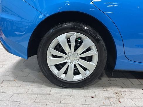 Used 2023 Subaru Impreza 2.0i image 17