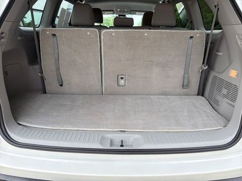 Used 2019 Toyota Highlander LE FWD image 28