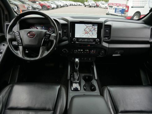 Certified 2022 Nissan Frontier PRO-4X w/ Pro-4X Premium Package AWD/4WD image 15