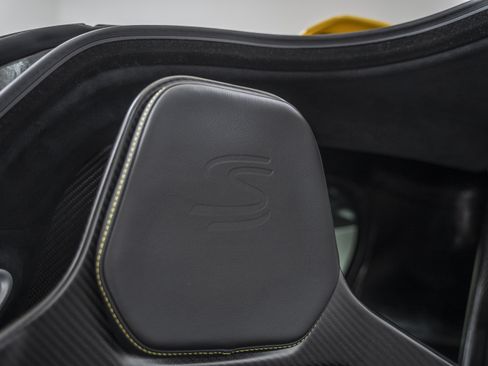 Used 2019 McLaren Senna RWD image 35