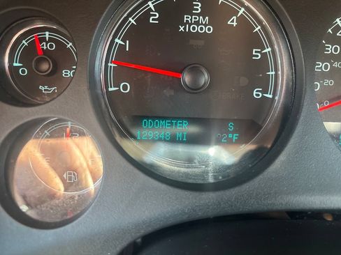 Used 2012 Chevrolet Tahoe LTZ AWD/4WD image 22