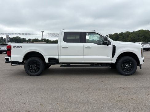 New 2026 Ford F350 Lariat w/ Black Appearance Package image 6