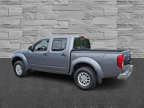 Used 2019 Nissan Frontier SV AWD/4WD image 7