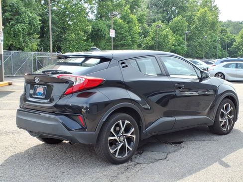 Certified 2020 Toyota C-HR XLE FWD image 6