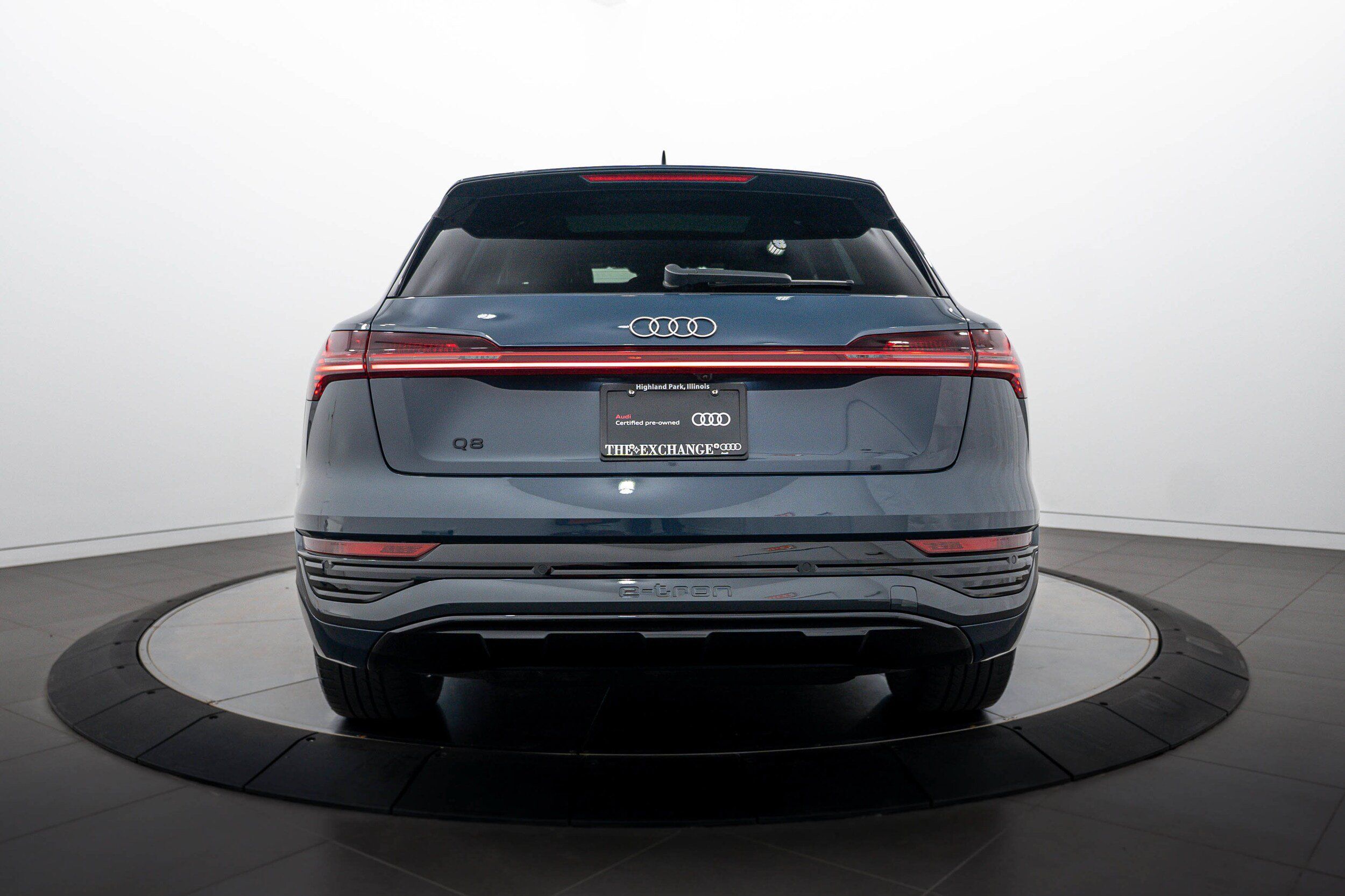 Certified 2024 Audi Q8 e-tron Prestige w/ Prestige Package AWD/4WD image 23