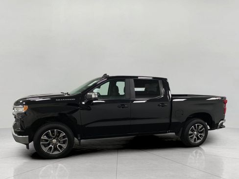 Used 2024 Chevrolet Silverado 1500 LT AWD/4WD image 9