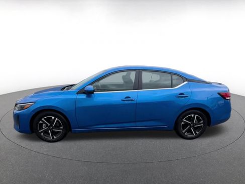 Used 2025 Nissan Sentra SV FWD image 7