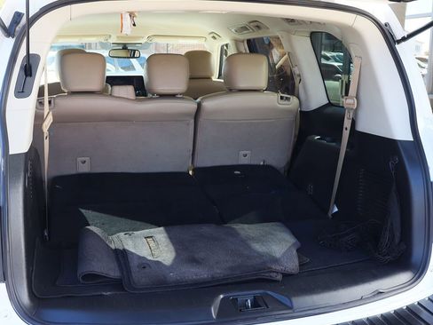 Used 2021 Nissan Armada SV w/ SV Appearance Package image 26