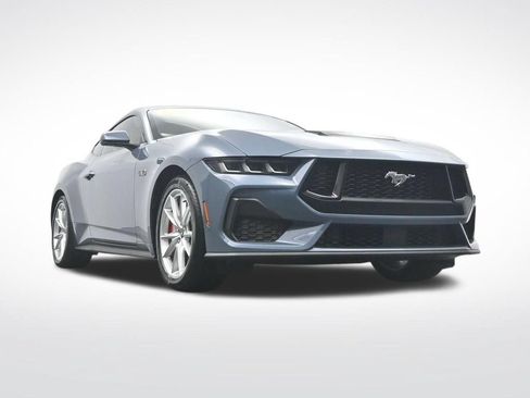 Used 2024 Ford Mustang GT Premium RWD image 37