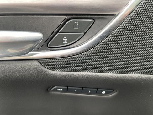 Used 2019 Cadillac XT5 Luxury w/ LPO, Radiant Package image 15