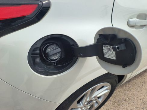 Used 2024 Subaru Impreza 2.0i image 28