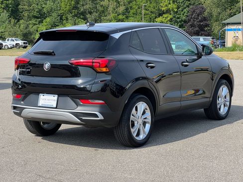 Certified 2023 Buick Encore GX Preferred w/ Cold Weather Comfort Package AWD/4WD image 10