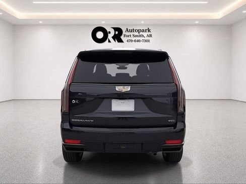 Used 2022 Cadillac Escalade Sport w/ Touring Package AWD/4WD image 21