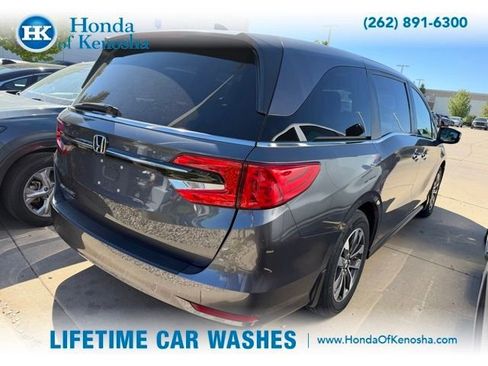 Used 2024 Honda Odyssey EX-L image 2