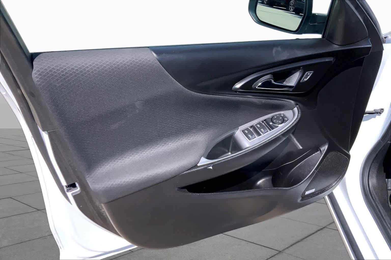 Used 2024 Chevrolet Malibu LT FWD image 21