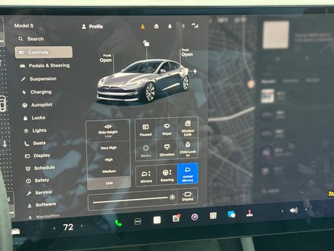 Used 2024 Tesla Model S image 36