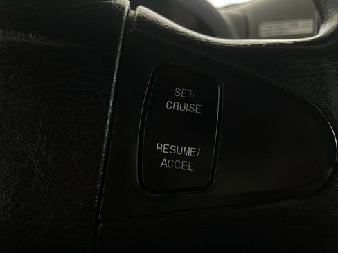 Used 2018 Chevrolet Express 2500 Work Van w/ Driver Convenience Package image 33