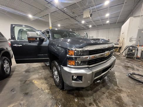 Used 2017 Chevrolet Silverado 2500 LTZ w/ Duramax Plus Package image 9