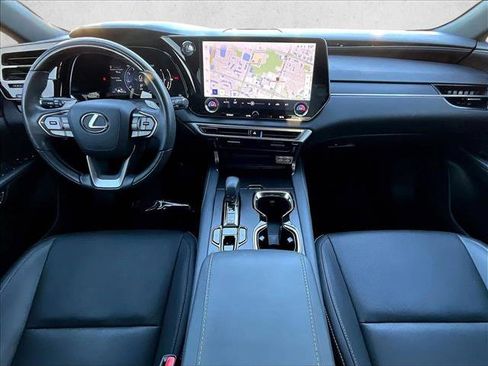 Used 2023 Lexus RX 350 Premium image 16