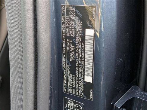 New 2026 Volvo XC60 B5 Plus w/ Climate Package image 20