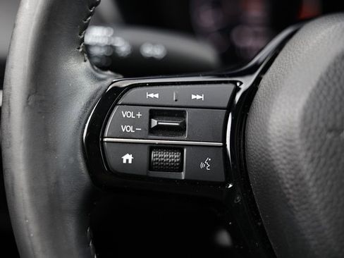 Certified 2024 Honda HR-V EX-L image 32