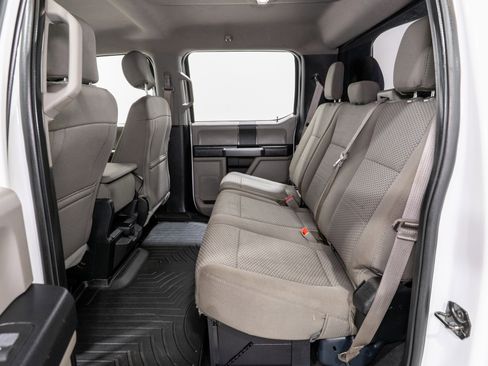 Used 2019 Ford F250 XLT w/ XLT Value Package image 30