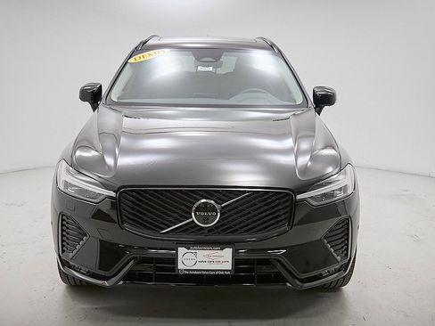 New 2026 Volvo XC60 B5 Plus w/ Protection Package Premier image 5