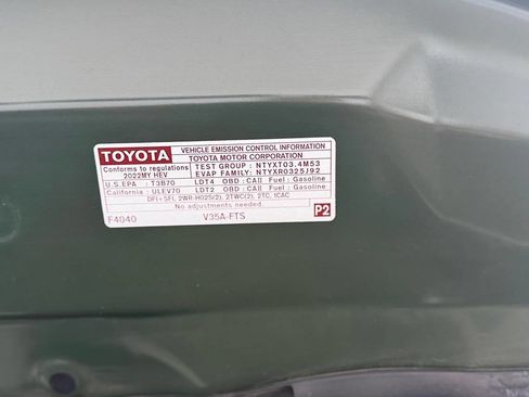 Used 2022 Toyota Tundra Limited w/ TRD Off-Road Package image 82