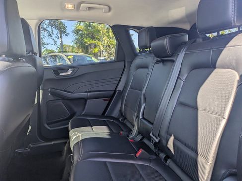 Used 2022 Ford Escape SEL image 15