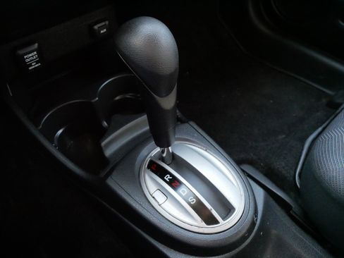 Used 2011 Honda Fit Sport image 24