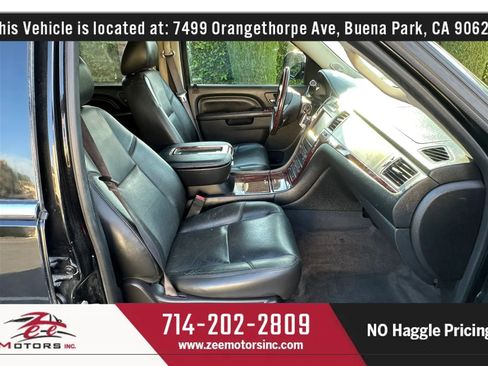 Used 2013 Cadillac Escalade Premium AWD/4WD image 26