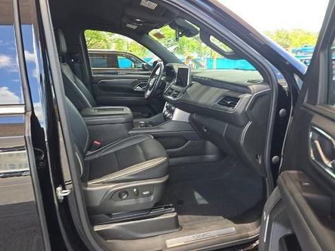 Used 2023 GMC Yukon SLT RWD image 14