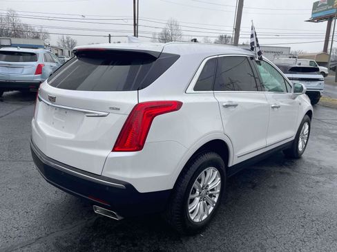 Used 2017 Cadillac XT5 FWD image 4