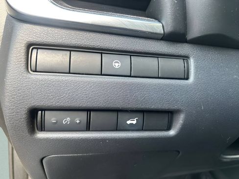 Used 2021 Nissan Rogue SL AWD/4WD image 21