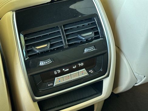 Used 2022 BMW X5 sDrive40i w/ Parking Assistance Package image 16