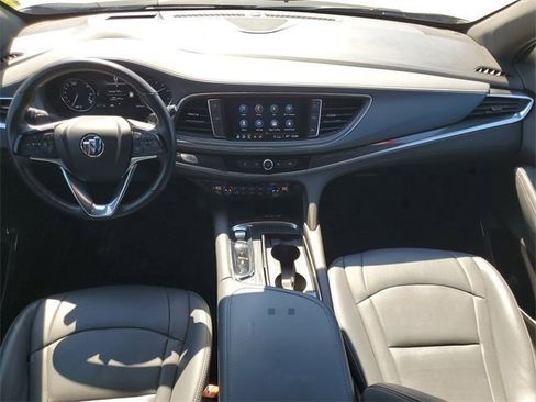 Used 2024 Buick Enclave Premium image 30