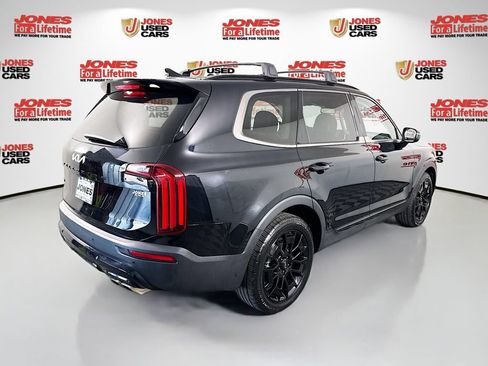 Used 2022 Kia Telluride EX w/ EX Premium Package AWD/4WD image 17