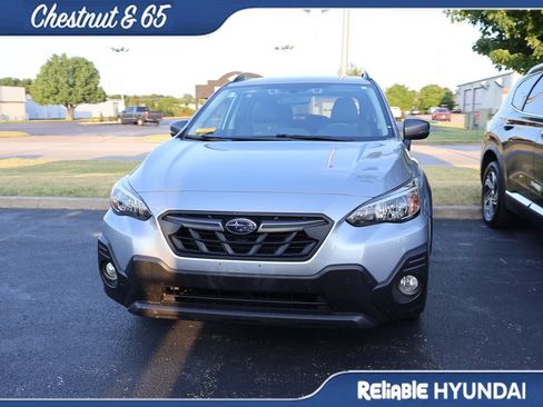 Used 2022 Subaru Crosstrek 2.5i Sport w/ Moonroof Package AWD/4WD image 8