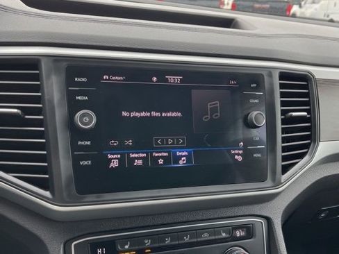 Used 2021 Volkswagen Atlas SE image 43