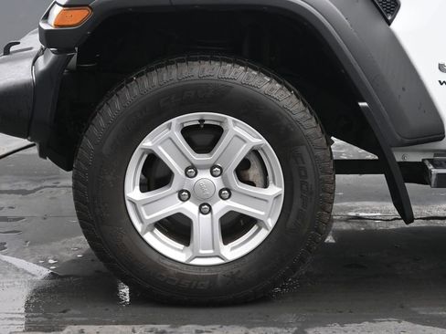 Used 2020 Jeep Wrangler Unlimited Sport S image 35