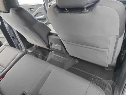 New 2026 Nissan Frontier SV w/ Tow Package image 11