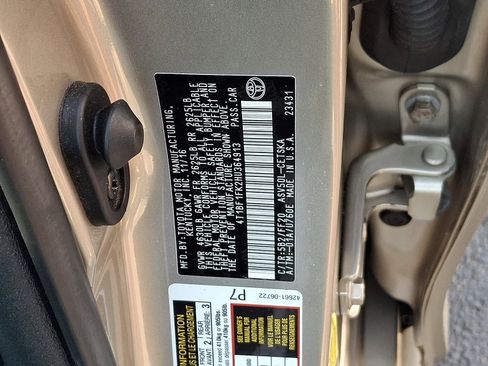 Used 2017 Toyota Camry SE w/ Moonroof Package FWD image 28