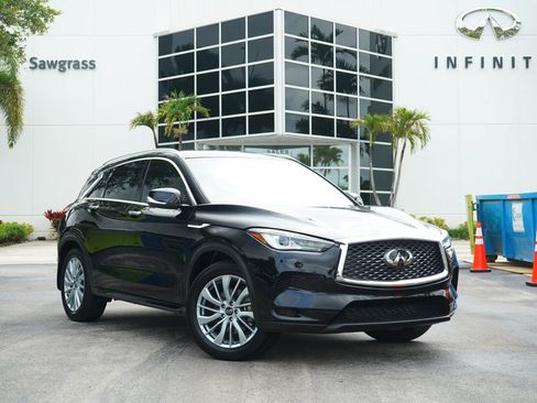Used 2025 INFINITI QX50 Luxe AWD/4WD image 1