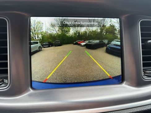 Used 2020 Dodge Charger Scat Pack RWD image 17