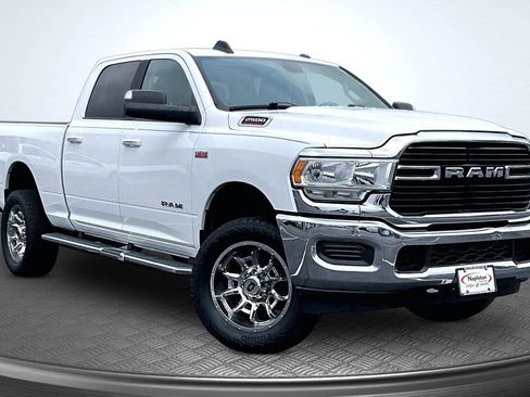 Used 2019 RAM 2500 Big Horn AWD/4WD image 13