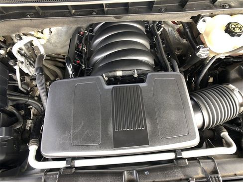 Used 2021 Chevrolet Tahoe LT image 25